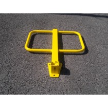 Winged Padlock Parking Post - Yellow 
